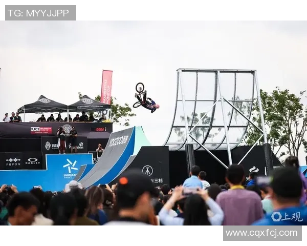 上海极限运动嘉年华精彩点评展现运动队灵活性与激情表现 上海极限运动嘉年华精彩点评展现运动队灵活性与激情表现